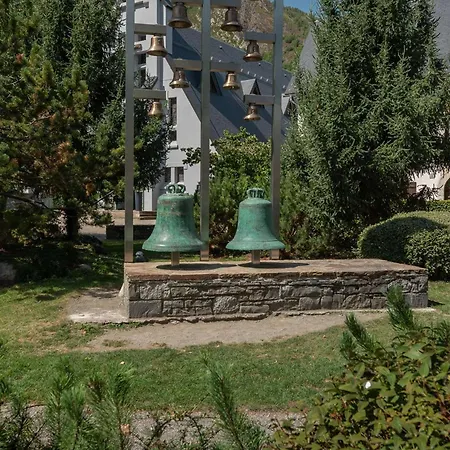 公寓 5 Pers A Saint-lary Avec Wifi - Fr-1-296-460 *